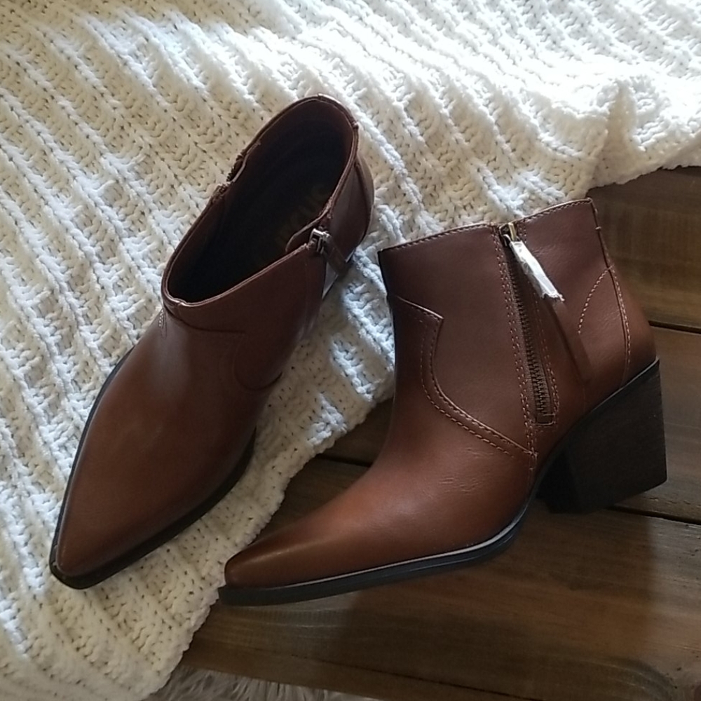 Circus by Sam Edelman 'Whisler' Ankle Booties